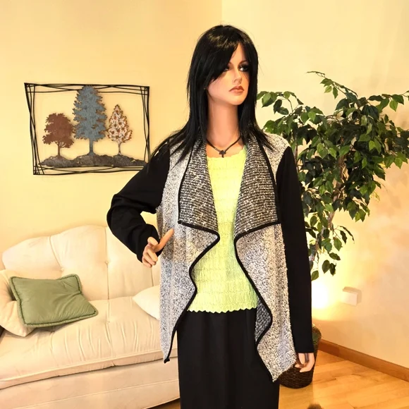 Roz & Ali Black& White Open Draped Cardigan Size XL - Picture 2 of 10
